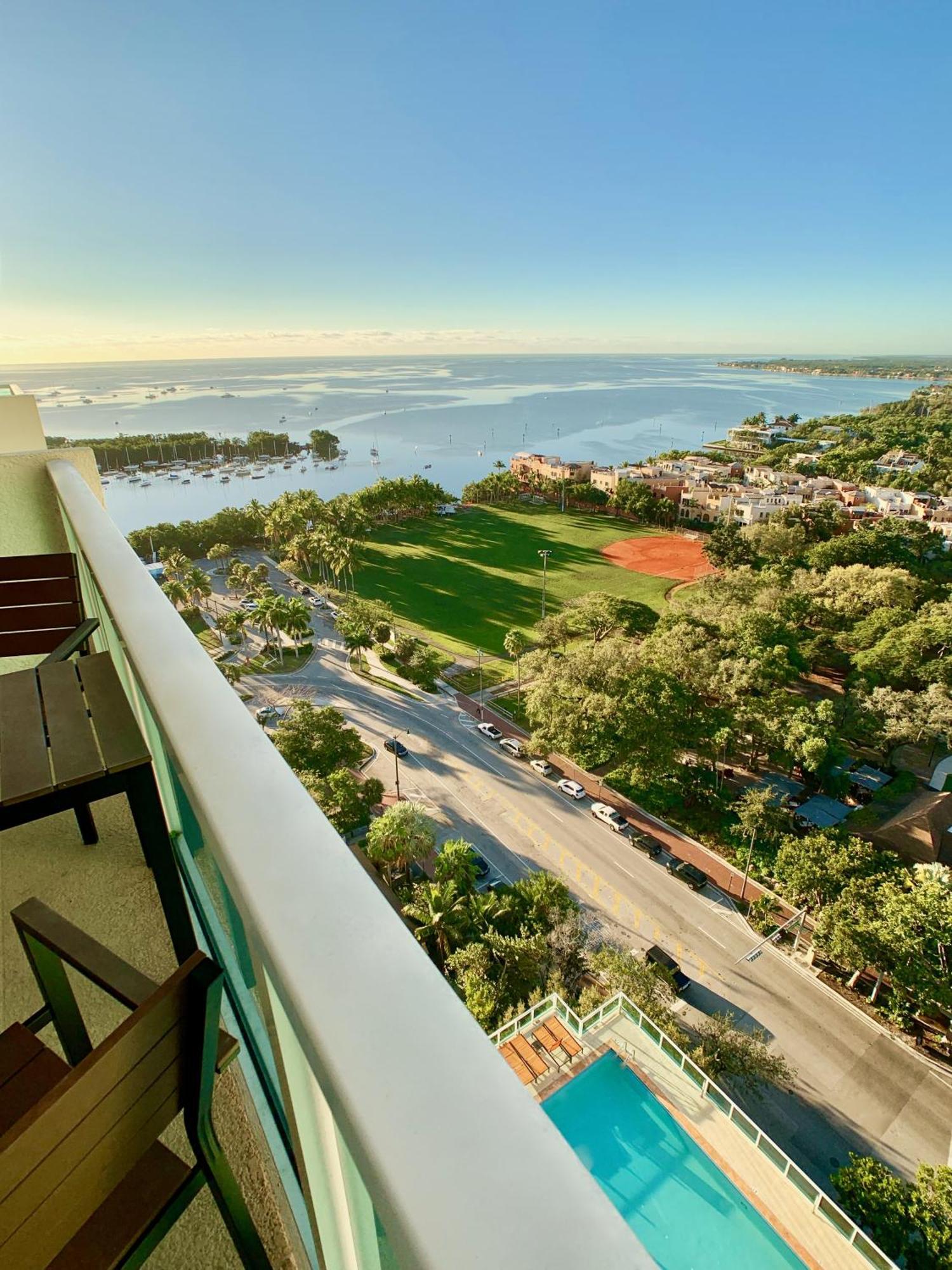 Balcony Ocean View ! Pool - Wifi - Gym - Parking Appartement Miami Buitenkant foto