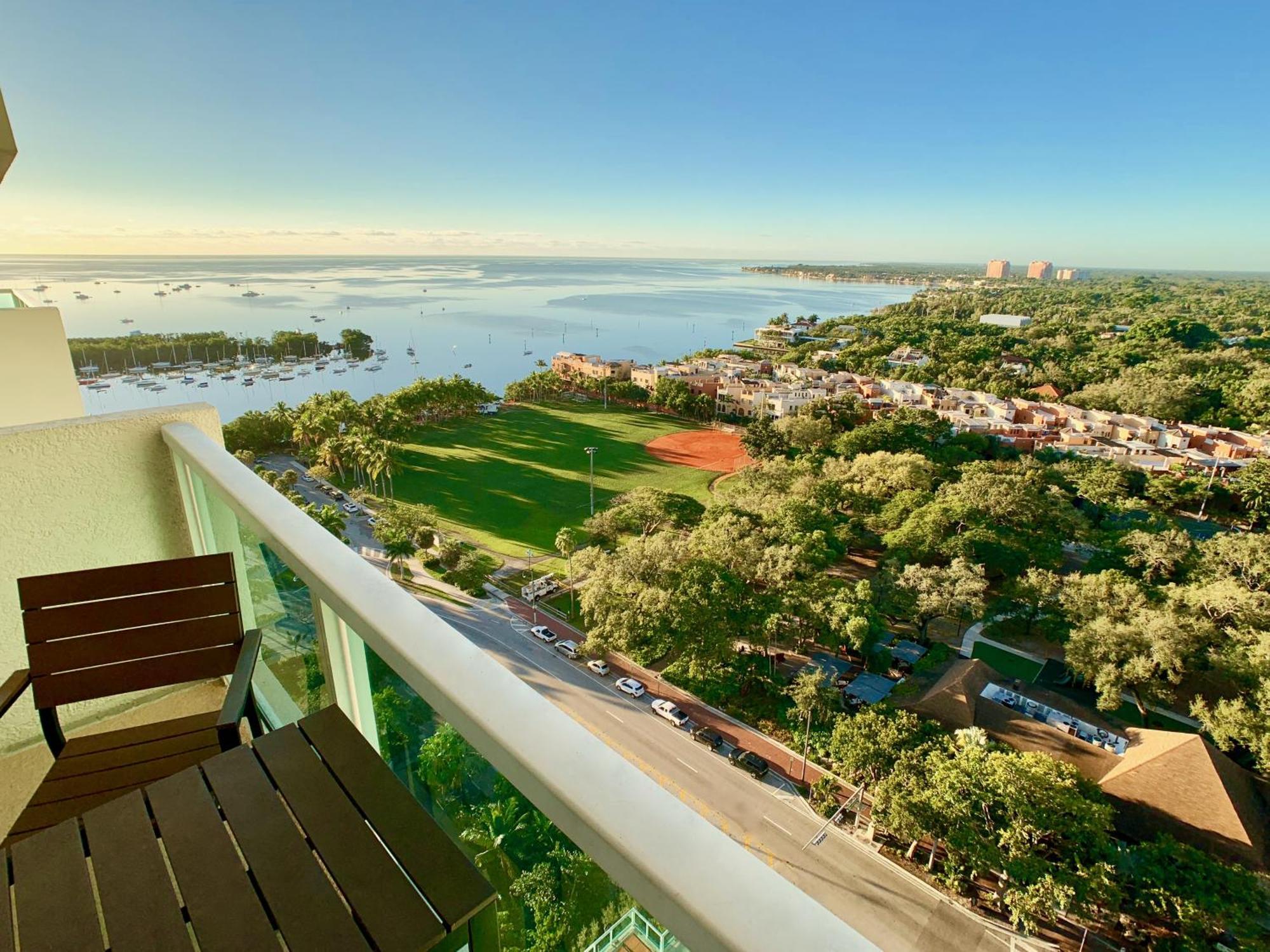 Balcony Ocean View ! Pool - Wifi - Gym - Parking Appartement Miami Buitenkant foto