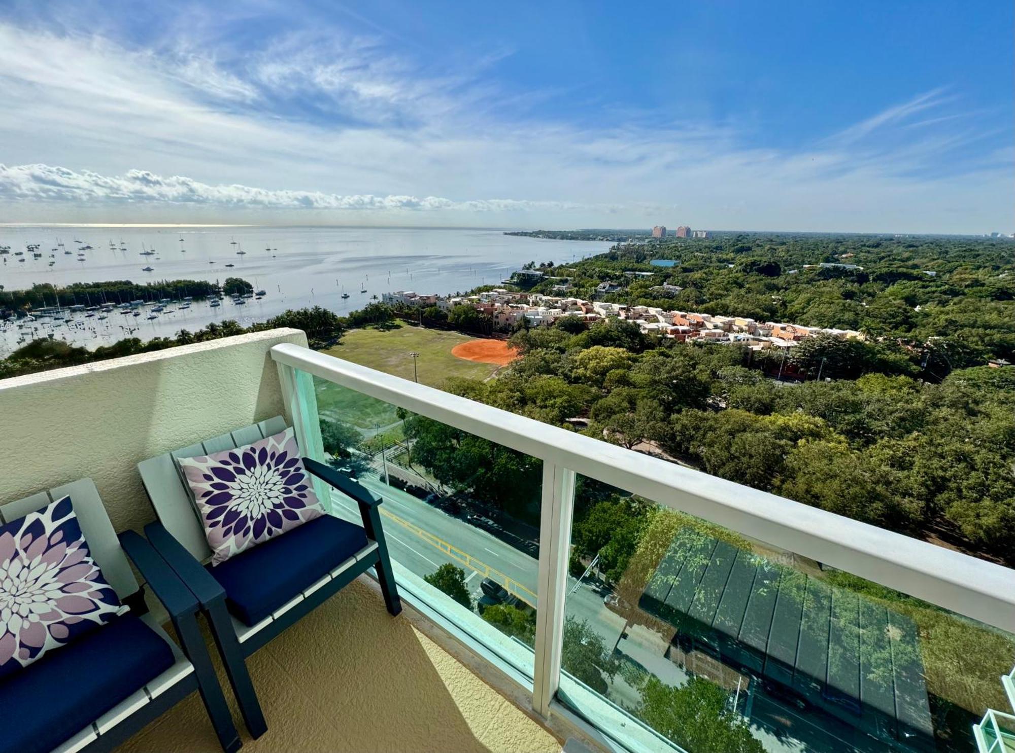 Balcony Ocean View ! Pool - Wifi - Gym - Parking Appartement Miami Buitenkant foto